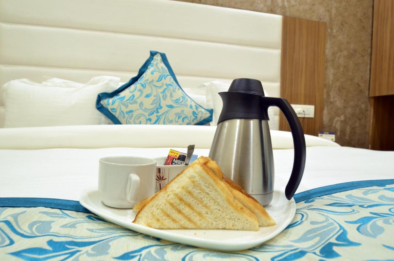 Capital O 8510 Welcome Inn 암리차르 외부 사진